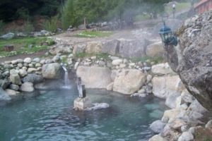 Termas naturales los pozones, en Pucón