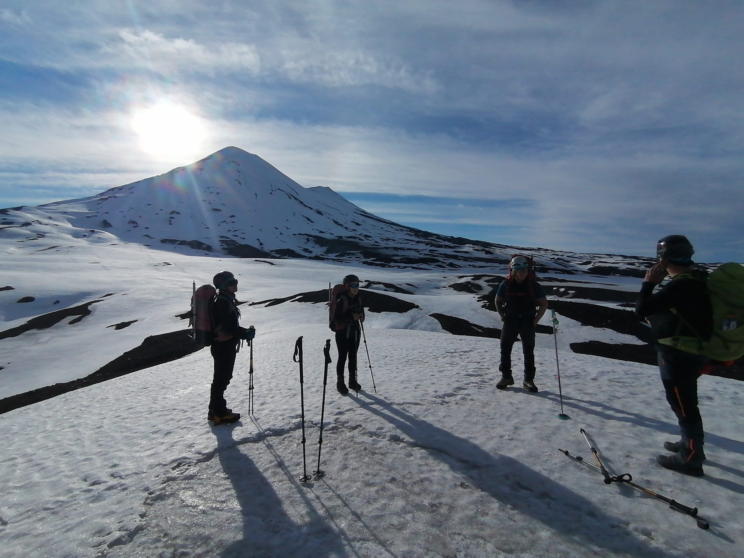 En la base del volcan Llaima, antes de empezar el ascenso.
