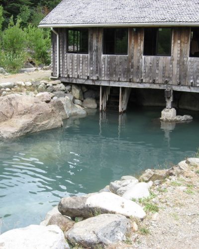 Termas naturales los pozones, en Pucón